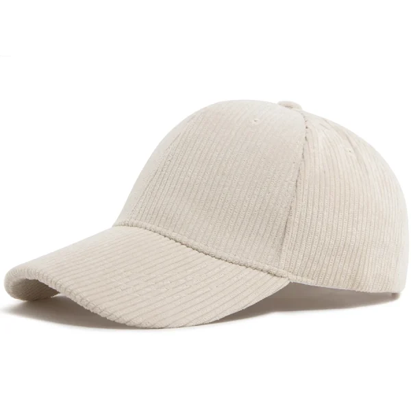 casquette en velours blanche