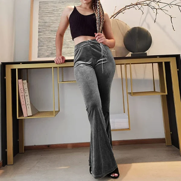 Pantalon flare en velours gris