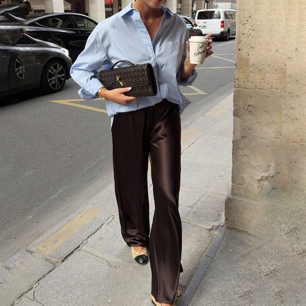 pantalon chic en satin marron